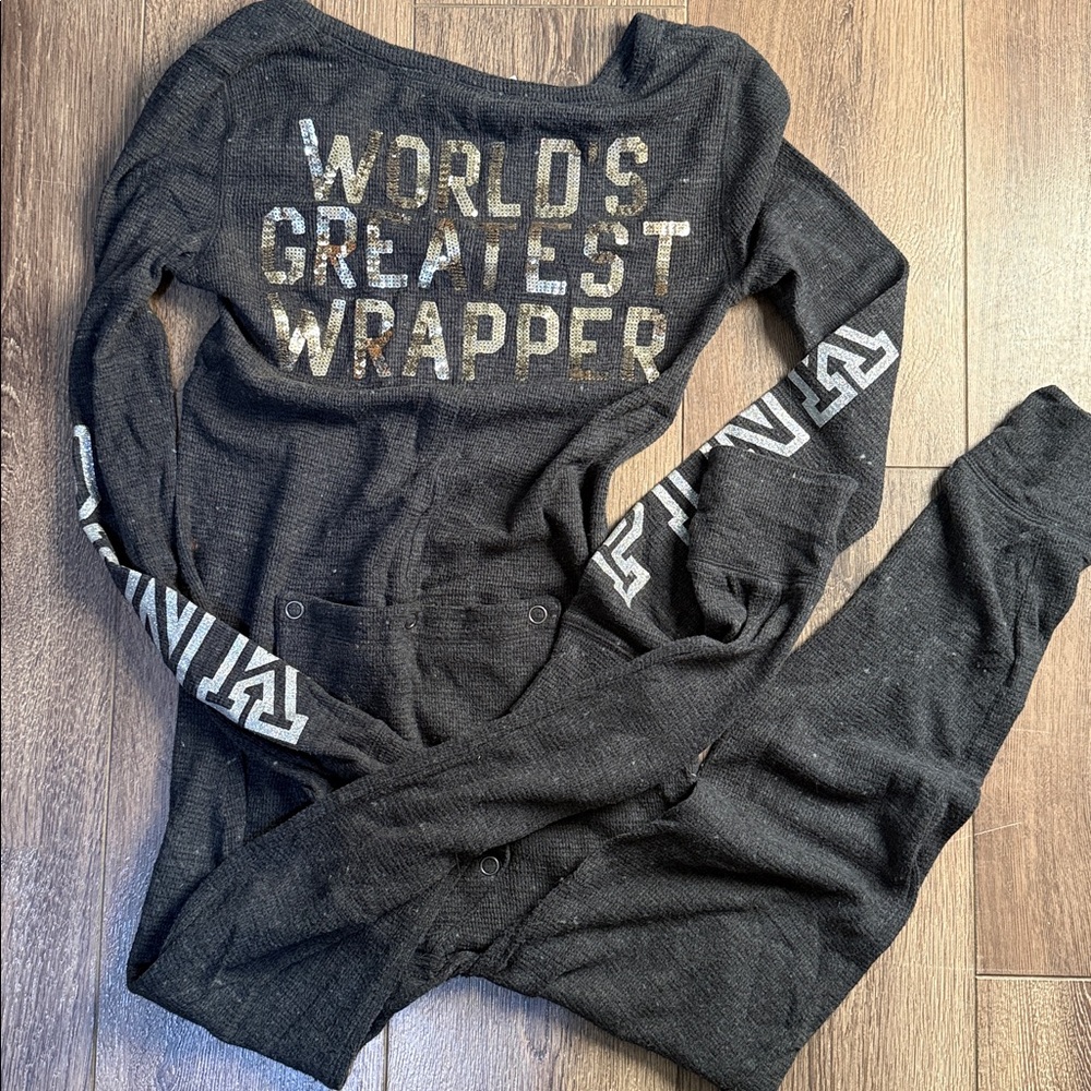 Victorias Secret PINK Worlds Greatest Wrapper Gray Thermal One Piece PJs Medium